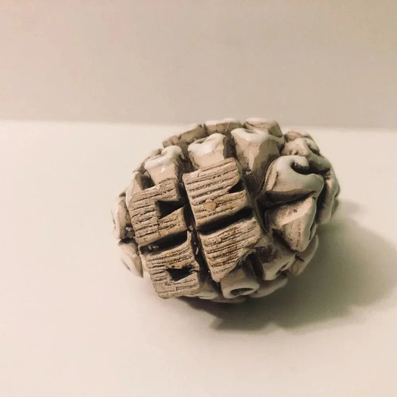 Vtg Artesania Rinconada Llama Art Pottery Figurine 3.25  Inch Tall Chipped Foot - Picture 9 of 16